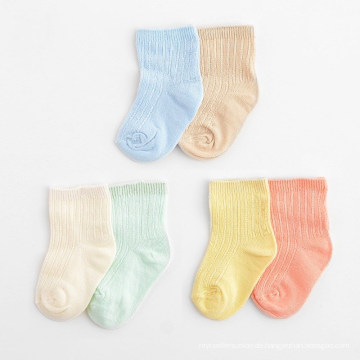 Heiß verkaufe Mode Bio -Baumwoll -Logo -Socken Neugeborene Baby Socken süßes Muster